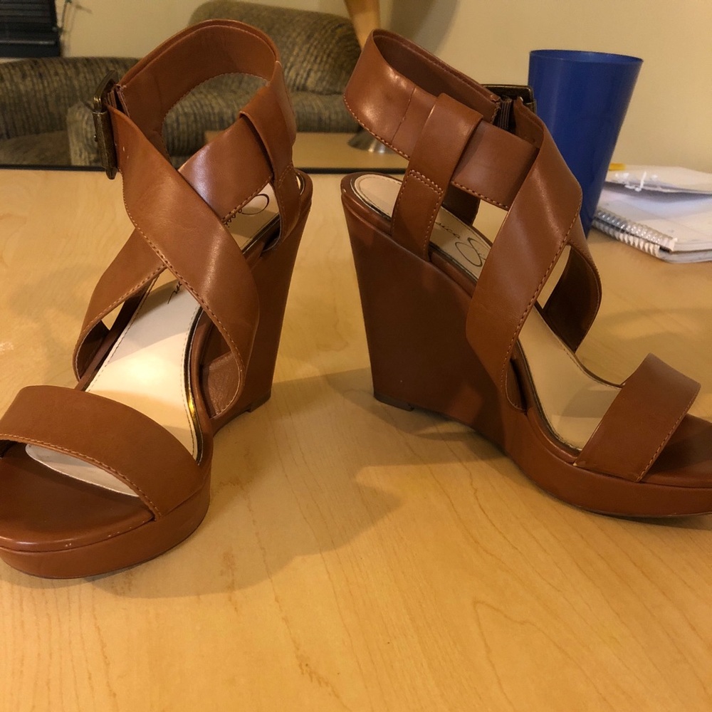 Jessica Simpson Wedges
